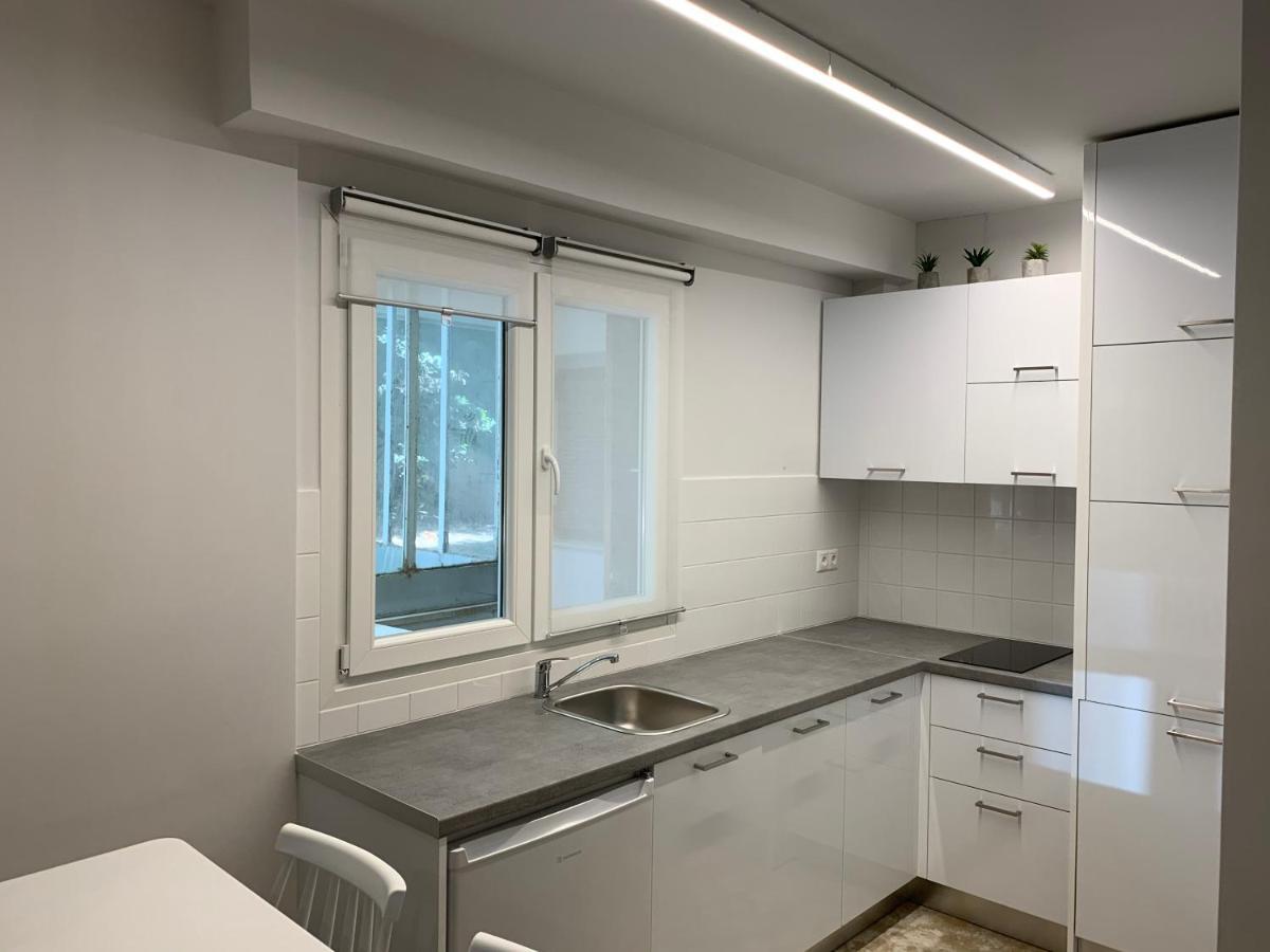 Renovated In Kifissia Center Near Metro G25 *